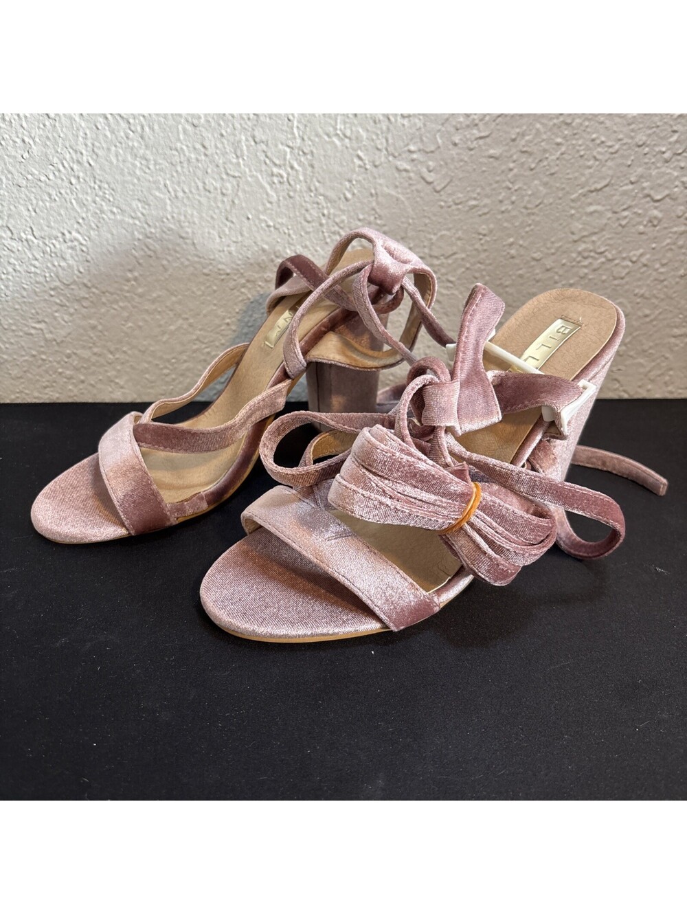 Billini Liviah Rose Velvet Lace Up Block Heel Sandals Pink Women's Size 6